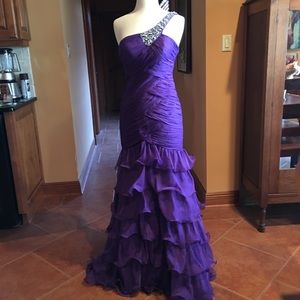 Beautiful royal purple one shoulder prom dress